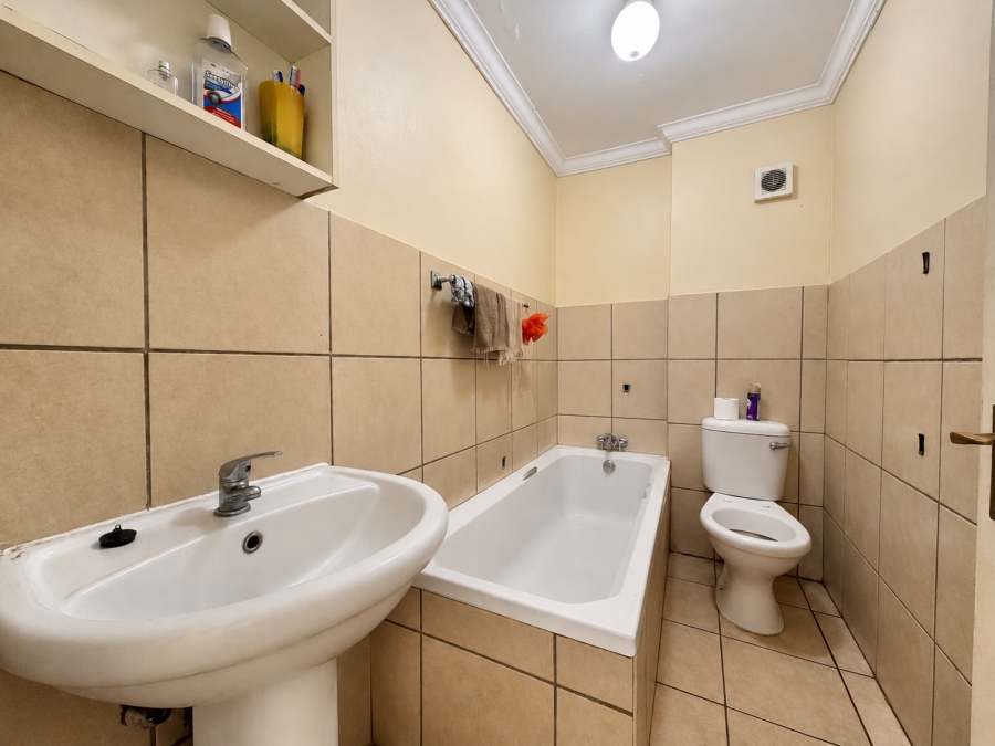 2 Bedroom Property for Sale in Bergsig North West